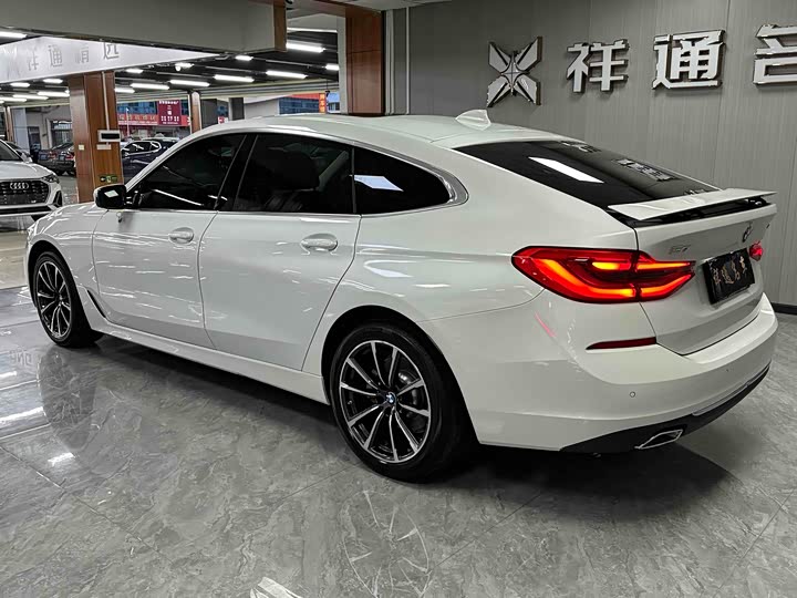 Фото 10 - BMW 6 Series GT