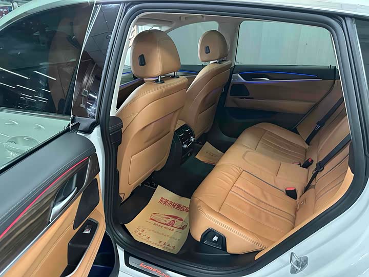 Фото 7 - BMW 6 Series GT