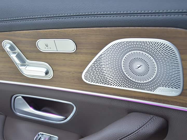 Фото 14 - Mercedes-Benz GLS-Class