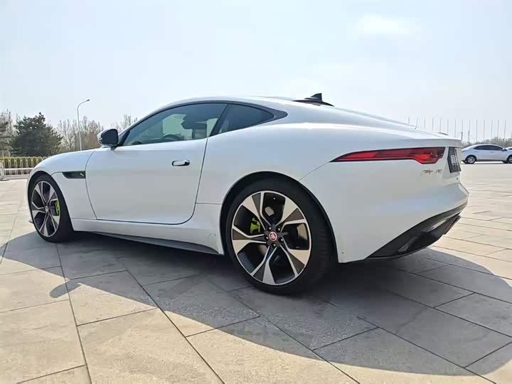 Фото 5 - Jaguar F-Type