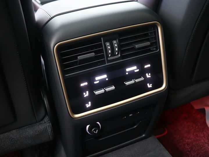 Фото 21 - Porsche Cayenne