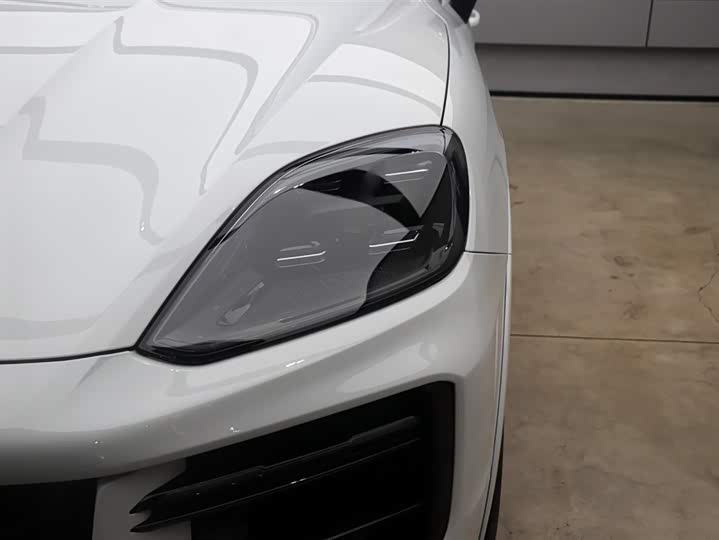 Фото 23 - Porsche Cayenne