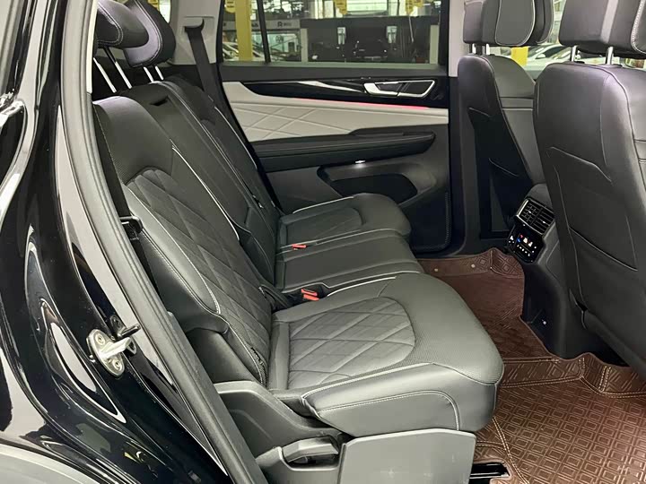 Фото 21 - Volkswagen Teramont Pro