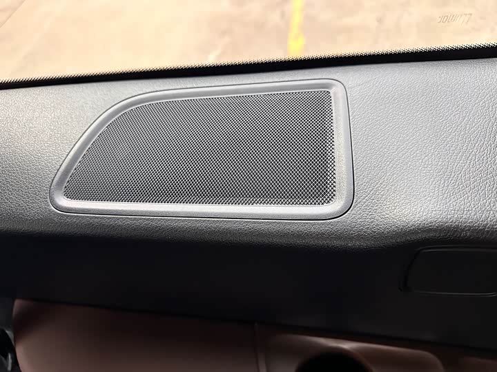 Фото 18 - Mercedes-Benz GLS-Class