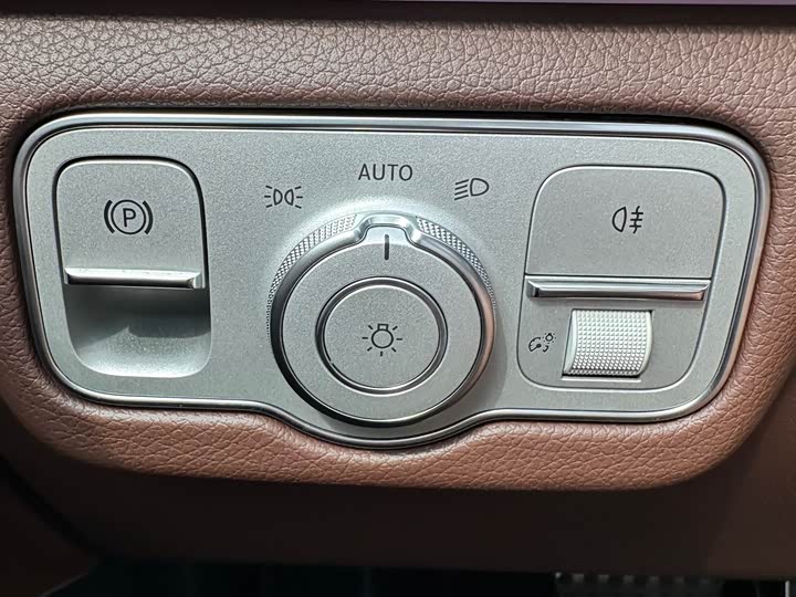 Фото 32 - Mercedes-Benz GLS-Class