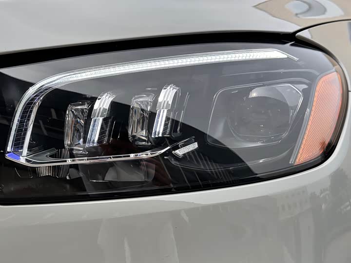 Фото 8 - Mercedes-Benz GLS-Class