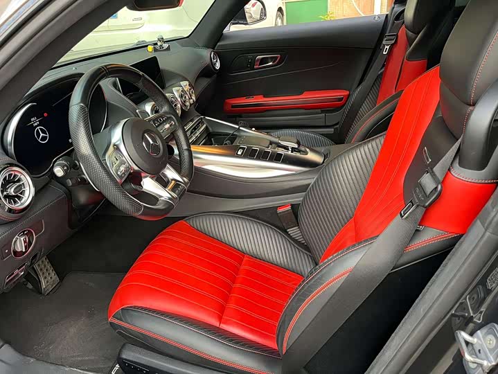 Фото 5 - Mercedes-Benz AMG GT