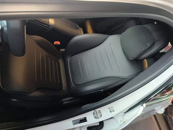 Фото 15 - Mercedes-Benz C-Class