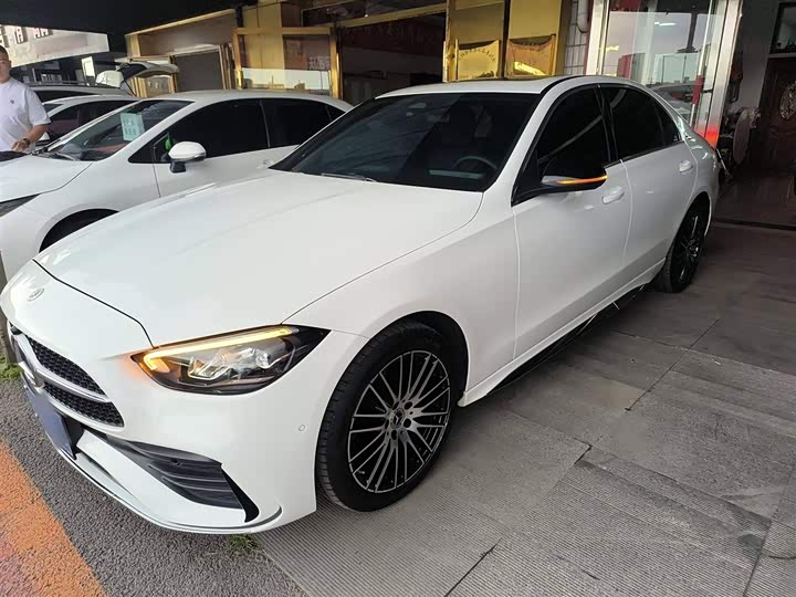 Фото 2 - Mercedes-Benz C-Class