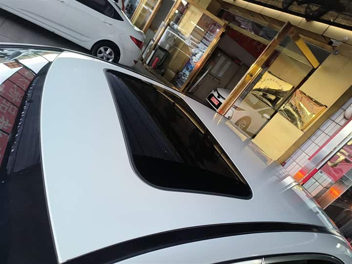 Фото 31 - Mercedes-Benz C-Class