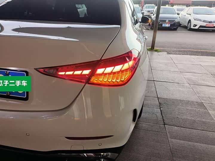 Фото 8 - Mercedes-Benz C-Class