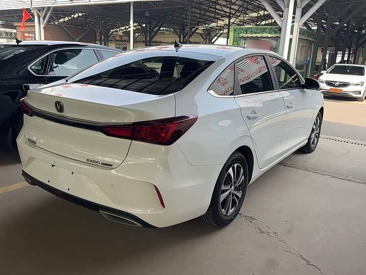 Фото 9 - Changan Eado Plus