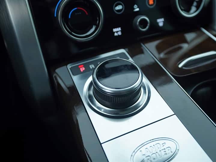 Фото 8 - Land Rover Range Rover