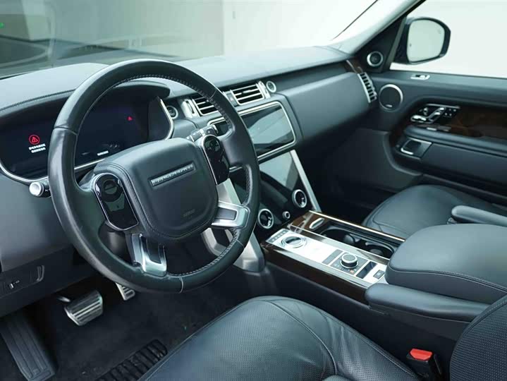 Фото 9 - Land Rover Range Rover