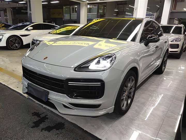 Фото 1 - Porsche Cayenne