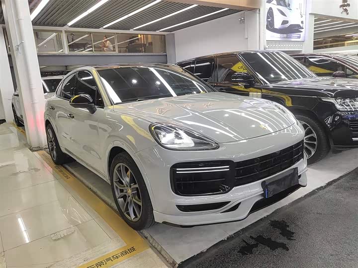 Фото 4 - Porsche Cayenne