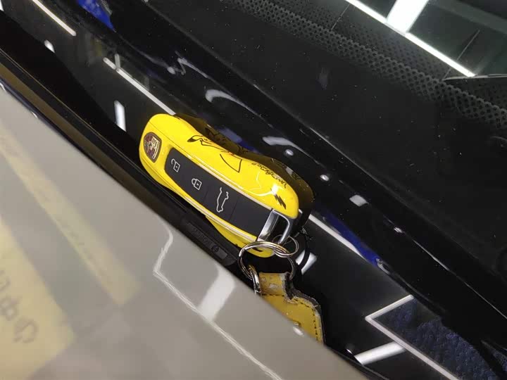 Фото 9 - Porsche Cayenne