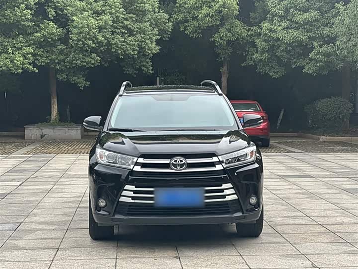 Фото 3 - Toyota Highlander