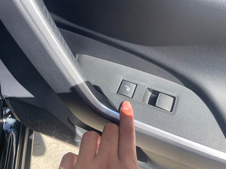 Фото 17 - Toyota Wildlander Hybrid