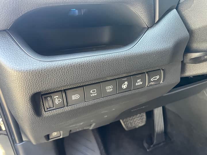 Фото 19 - Toyota Wildlander Hybrid