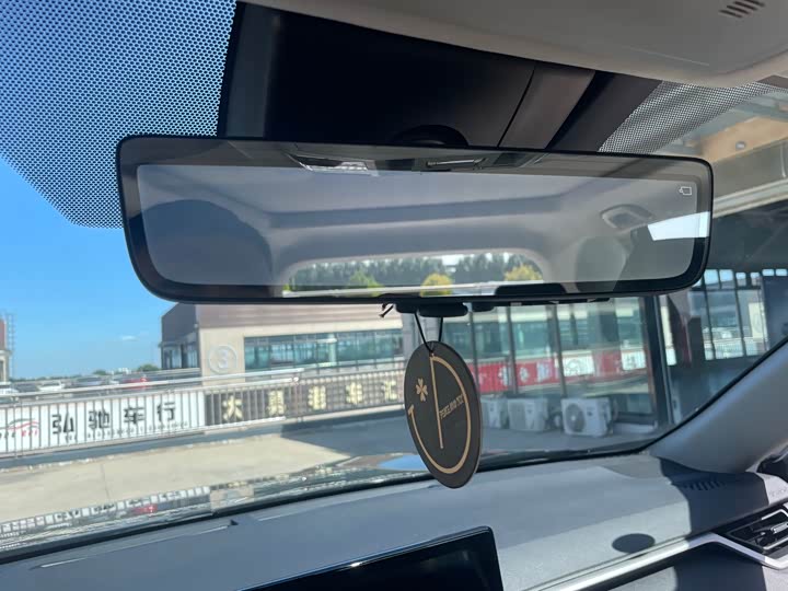 Фото 23 - Toyota Wildlander Hybrid