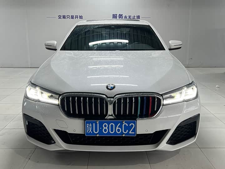 Фото 2 - BMW 5 Series