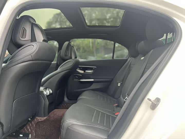 Фото 5 - Mercedes-Benz C-Class