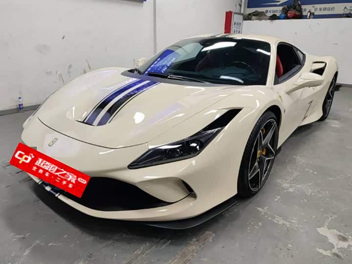 Фото 1 - Ferrari F8