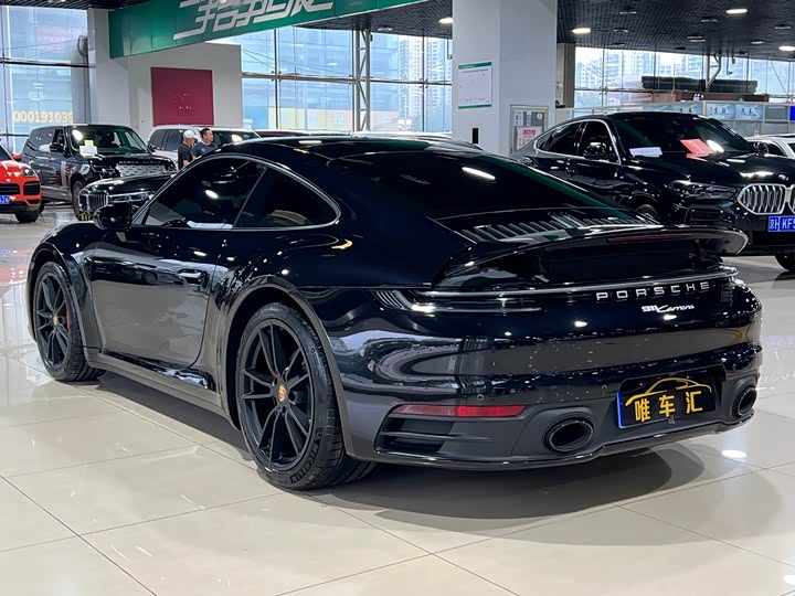 Фото 6 - Porsche 911