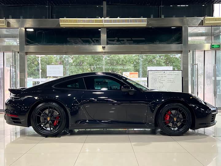 Фото 7 - Porsche 911