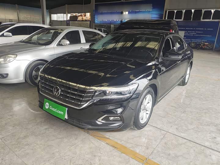 Фото 2 - Volkswagen Passat