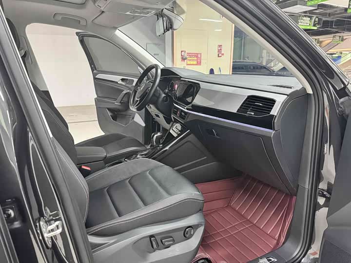 Фото 13 - Volkswagen Tayron