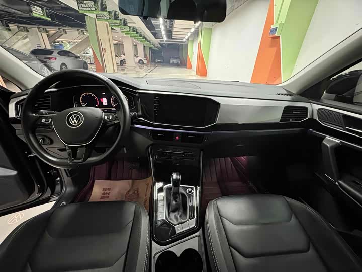 Фото 17 - Volkswagen Tayron