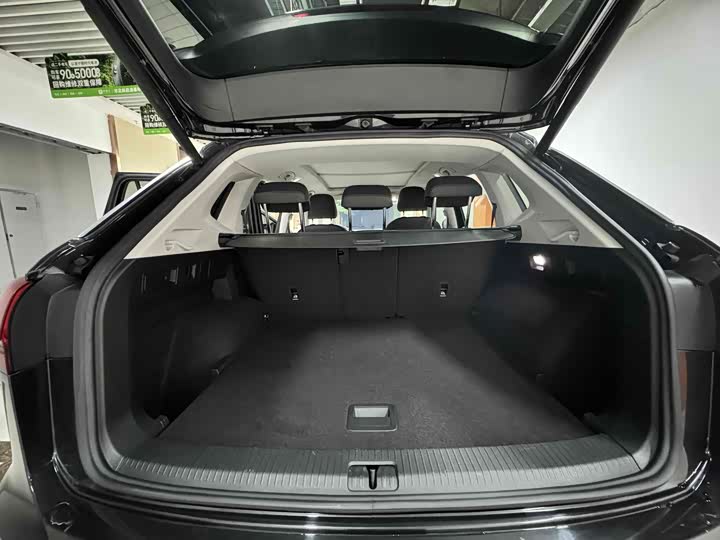 Фото 19 - Volkswagen Tayron