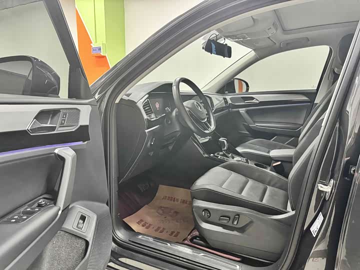 Фото 4 - Volkswagen Tayron