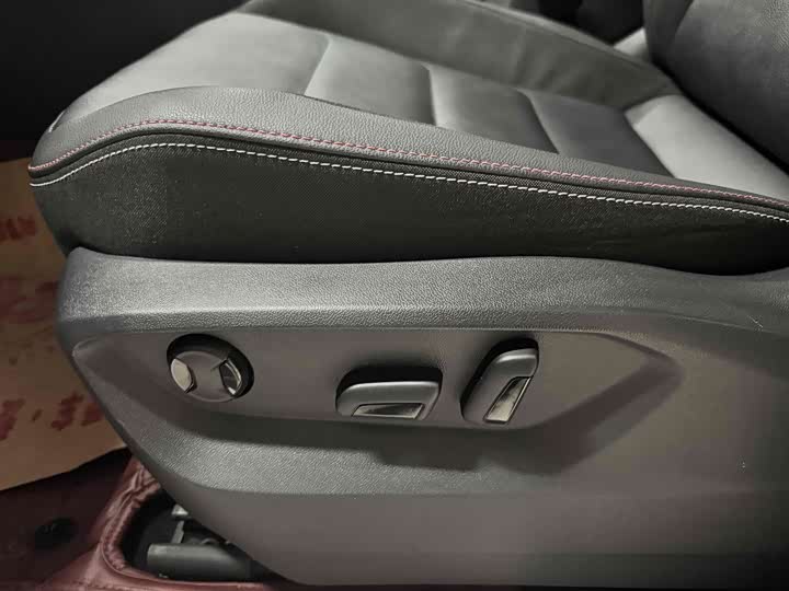 Фото 5 - Volkswagen Tayron