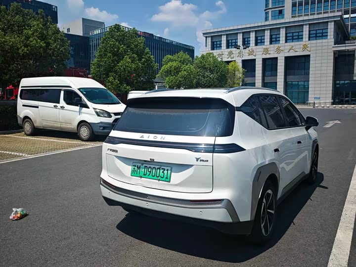 Фото 10 - GAC Aion Y