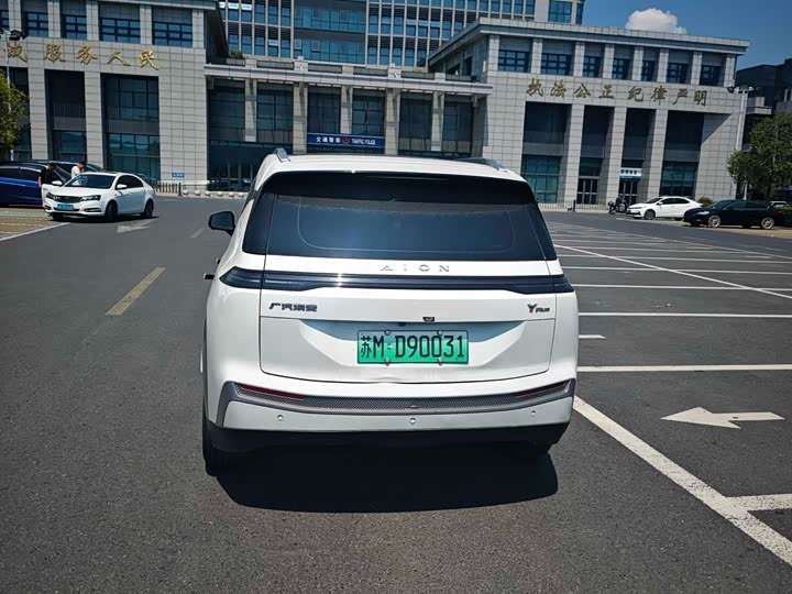 Фото 11 - GAC Aion Y