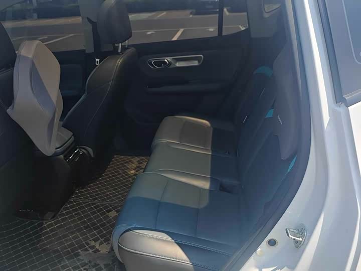 Фото 3 - GAC Aion Y