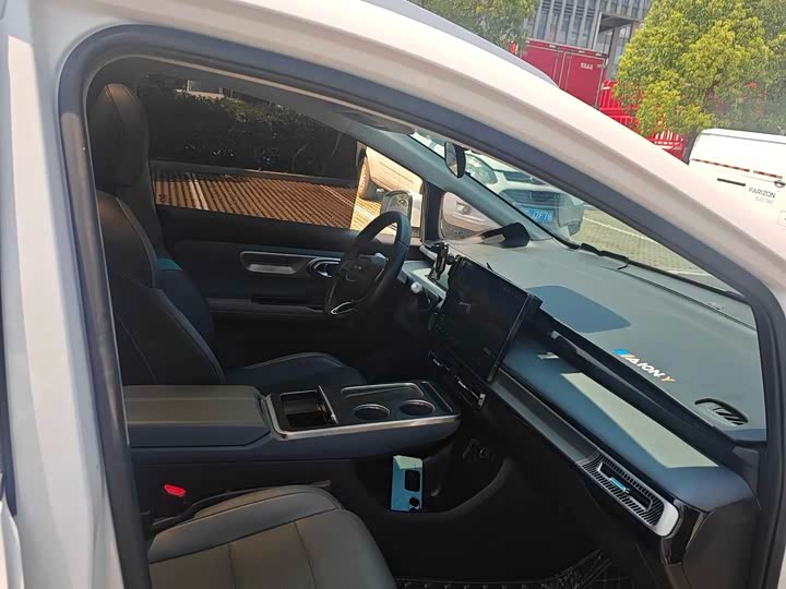 Фото 4 - GAC Aion Y