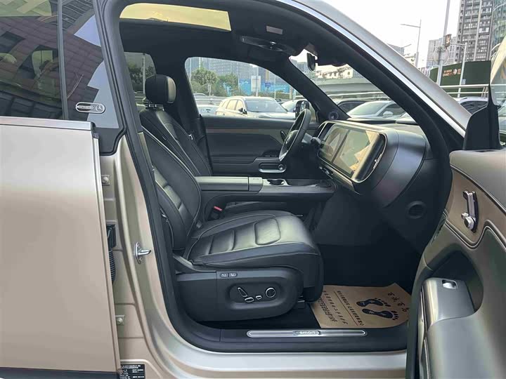 Фото 10 - Smart #5