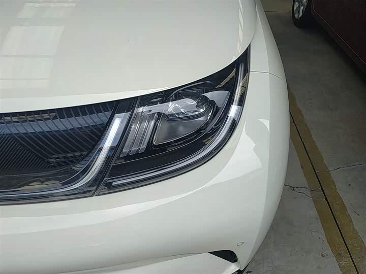 Фото 24 - BYD Dolphin