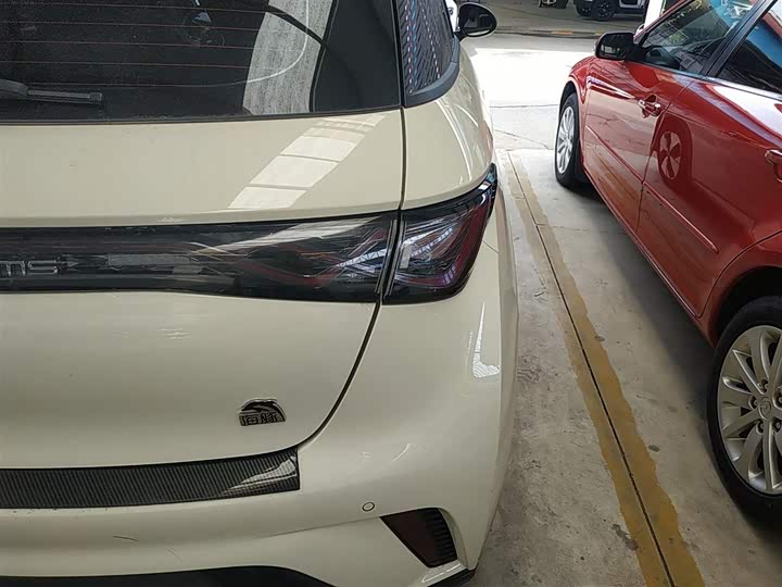 Фото 8 - BYD Dolphin