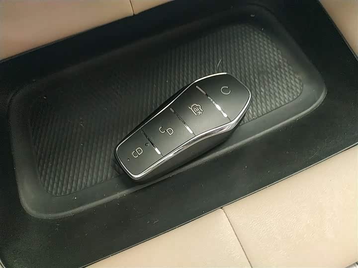 Фото 9 - BYD Dolphin