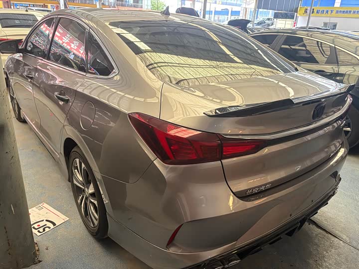 Фото 3 - Changan Eado Plus