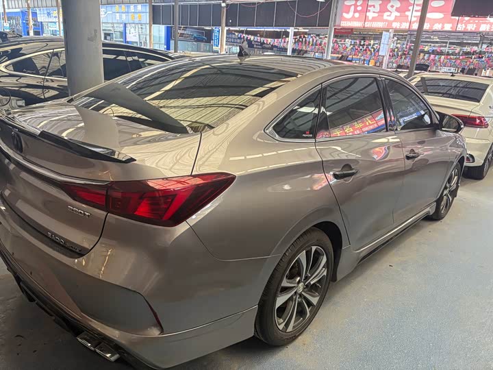 Фото 6 - Changan Eado Plus