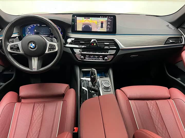 Фото 12 - BMW 5 Series