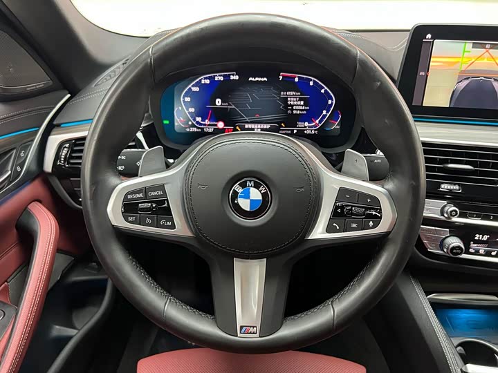 Фото 14 - BMW 5 Series