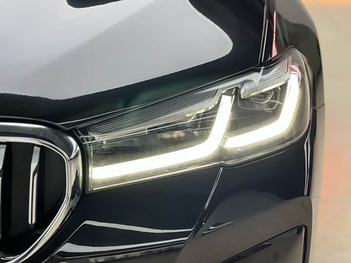 Фото 17 - BMW 5 Series