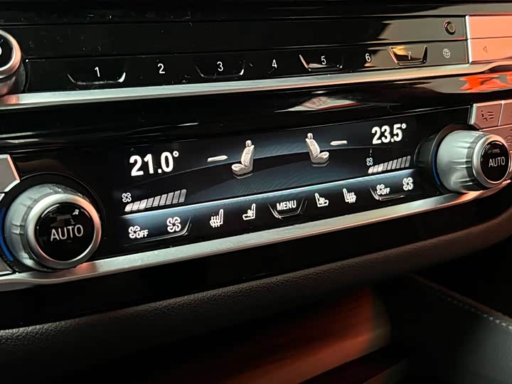 Фото 27 - BMW 5 Series